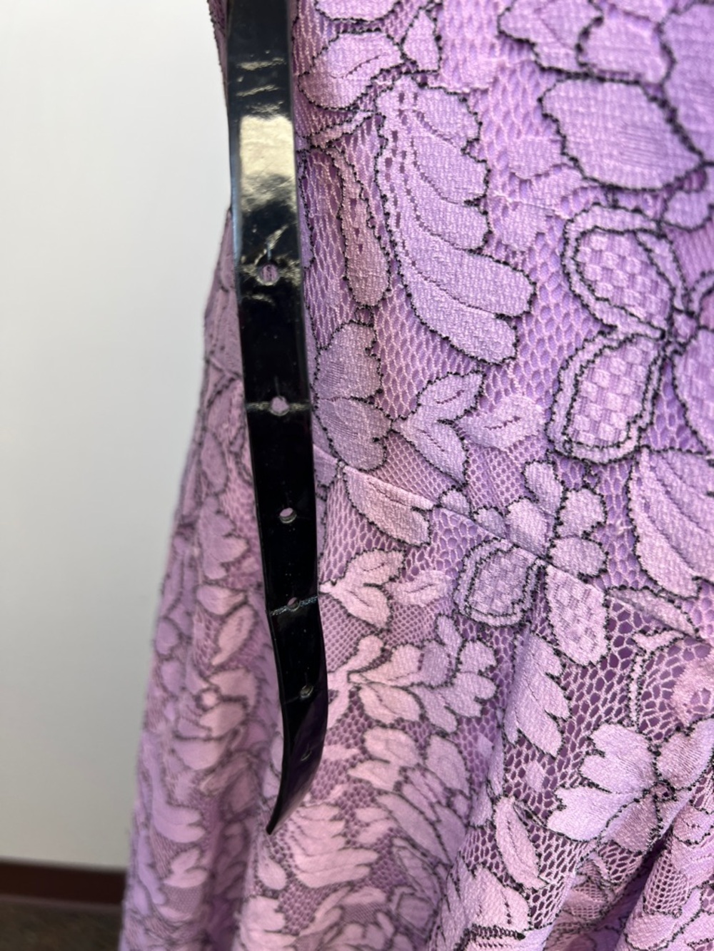 ELLE Purple Chic Lace Halter Neck Flowy Lined Dress with Black Bow Belt Size XXL - Picture 15 of 15